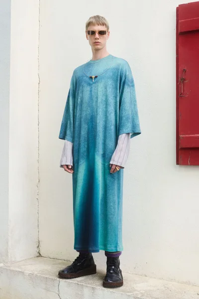 Look 15